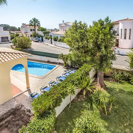 Pardal Villa *